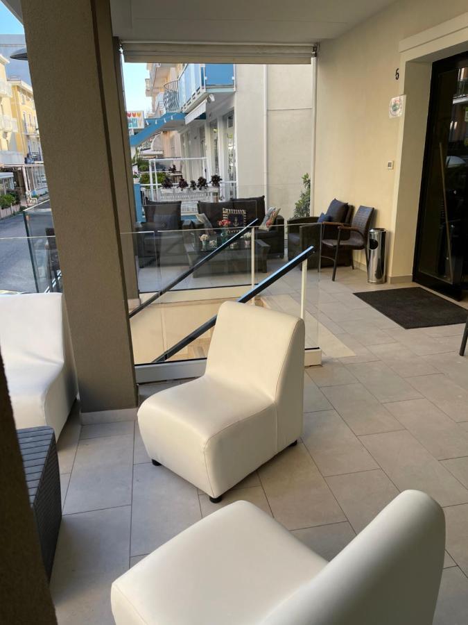 Hotel Vienna Rivazzurra Rimini Zewnętrze zdjęcie