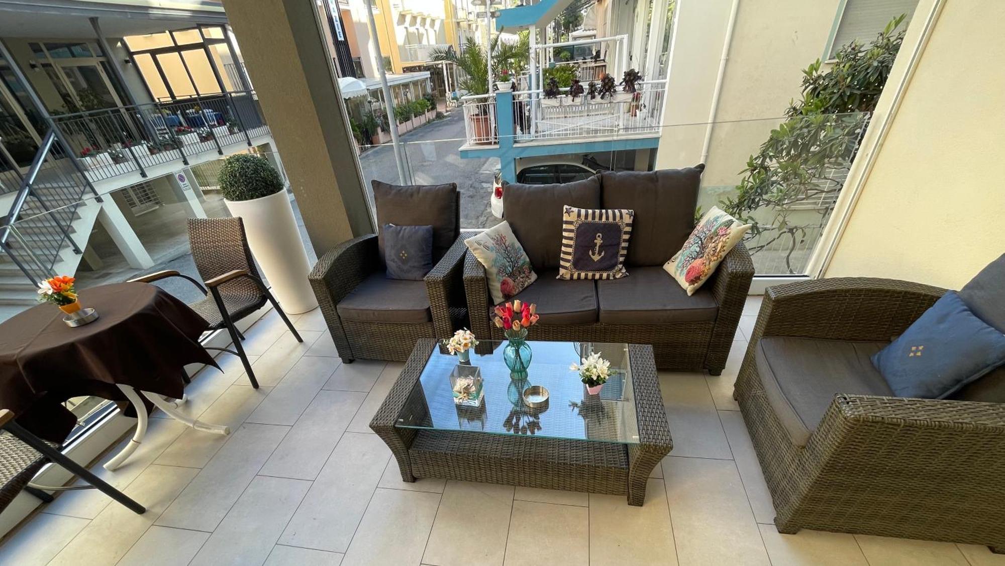 Hotel Vienna Rivazzurra Rimini Zewnętrze zdjęcie