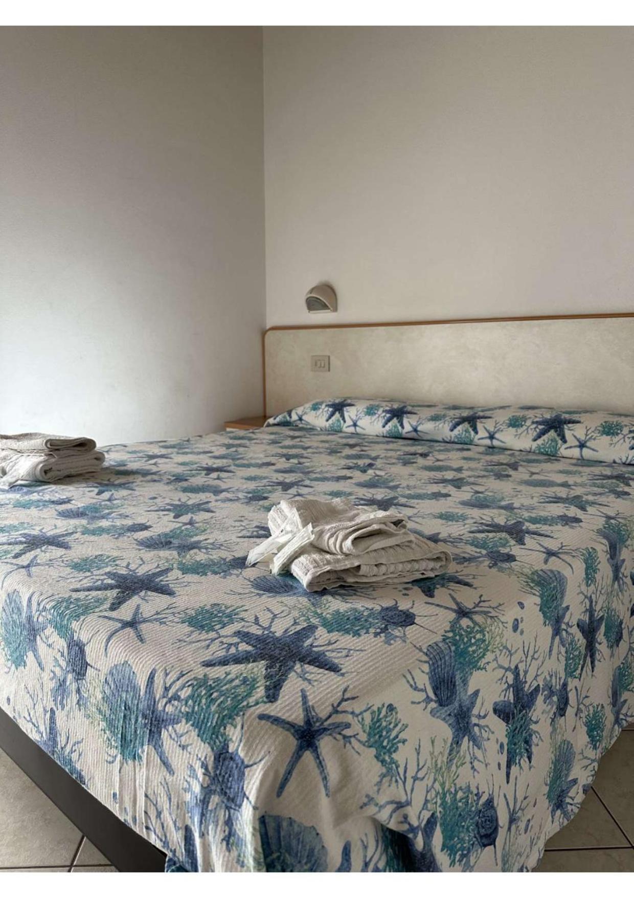 Hotel Vienna Rivazzurra Rimini Zewnętrze zdjęcie