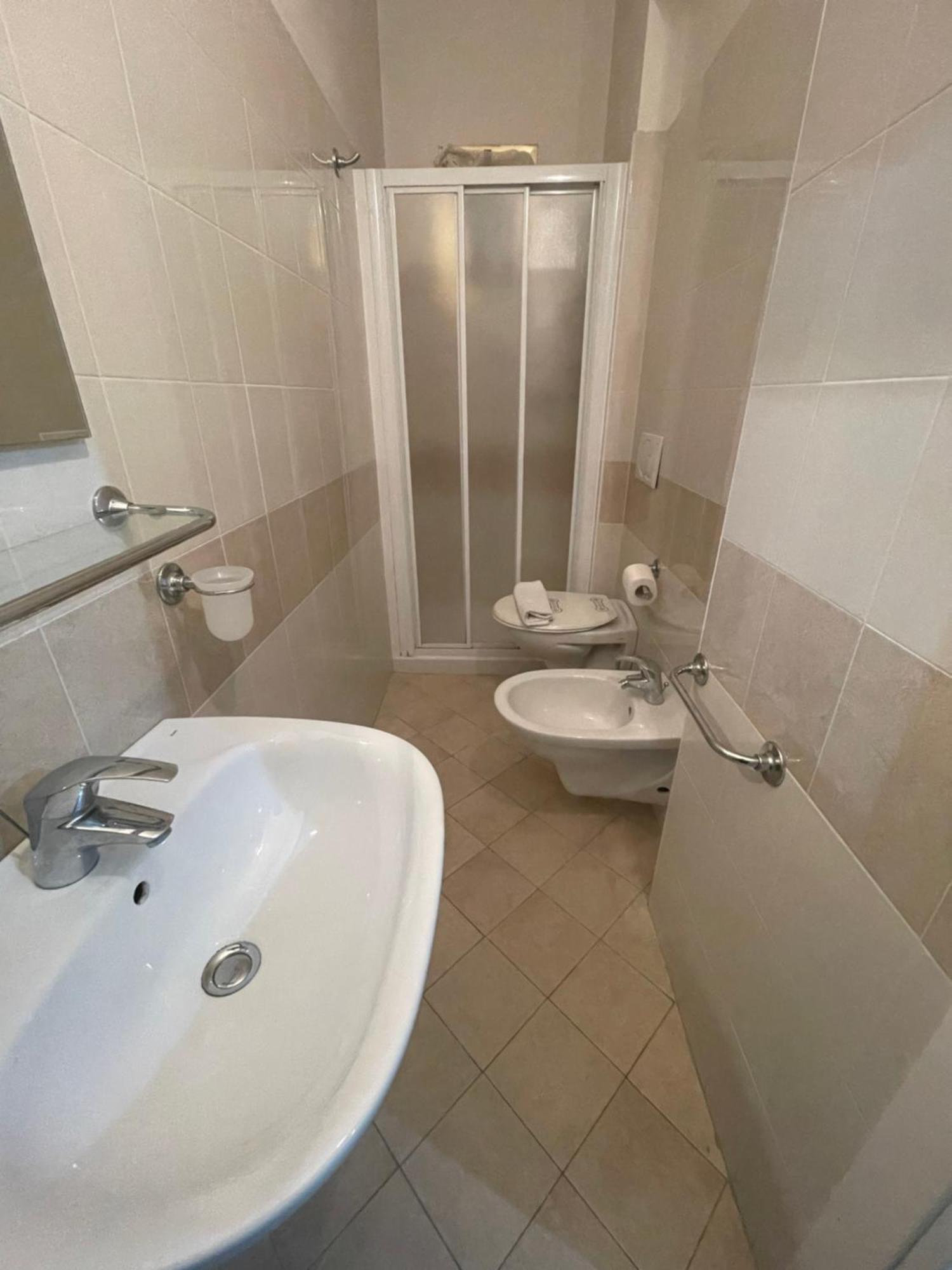Hotel Vienna Rivazzurra Rimini Zewnętrze zdjęcie