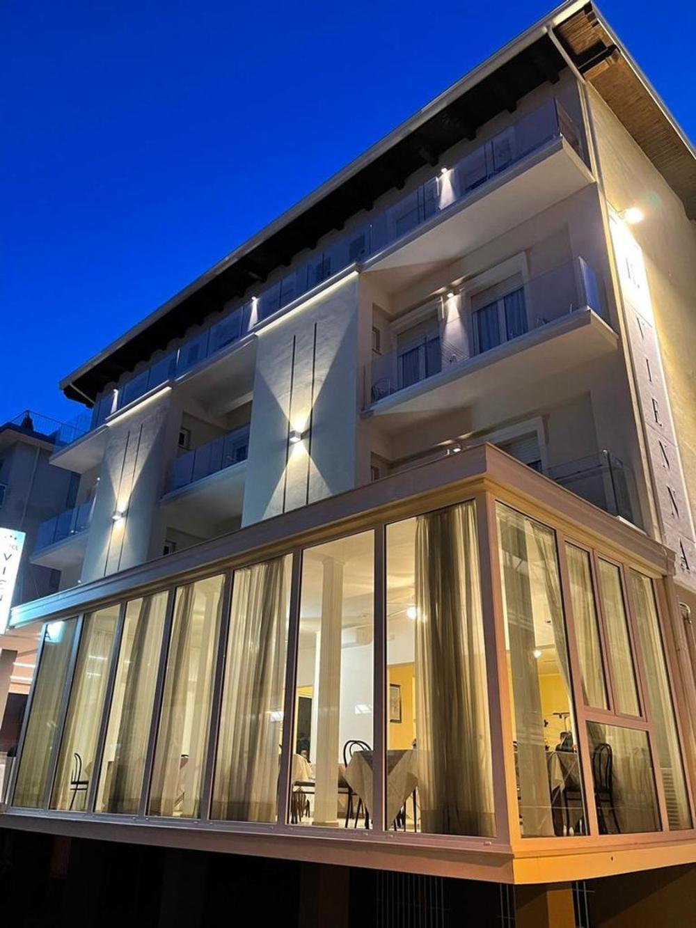 Hotel Vienna Rivazzurra Rimini Zewnętrze zdjęcie